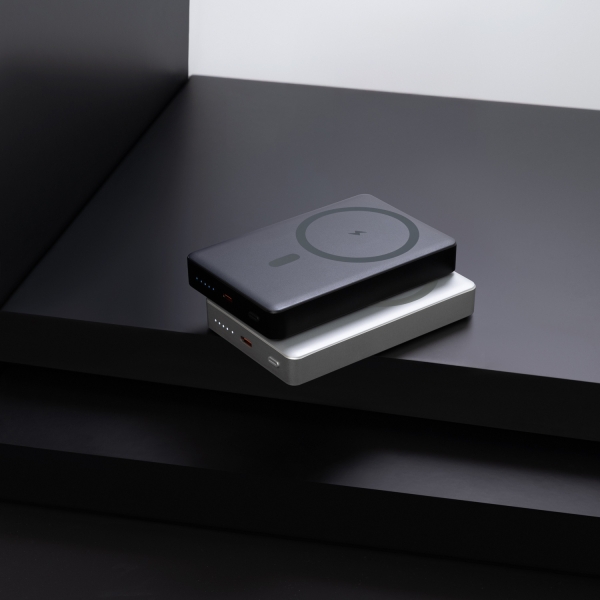Внешний аккумулятор Атлантис Плюс PD (Atlantis PD Plus) 10000mAh с функцией беспроводной зарядки 15W, черный
