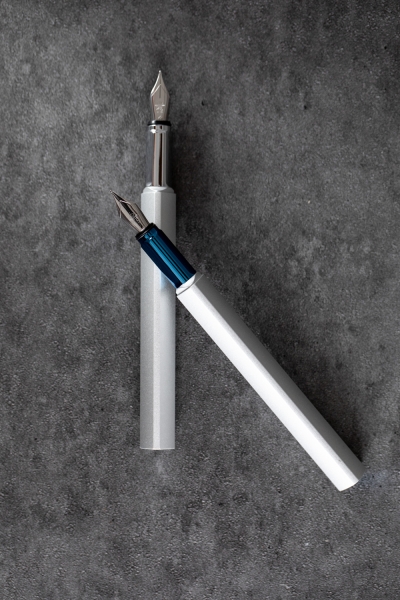 Перьевая ручка PININFARINA PF One SILVER
