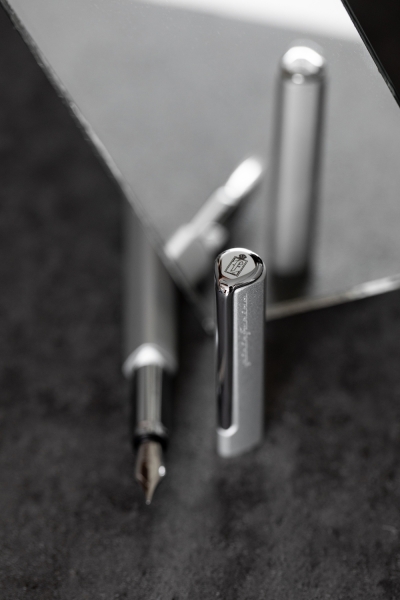 Перьевая ручка PININFARINA PF One SILVER