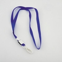 Шнур для бейджа 1см с пластик.карабином (синий)