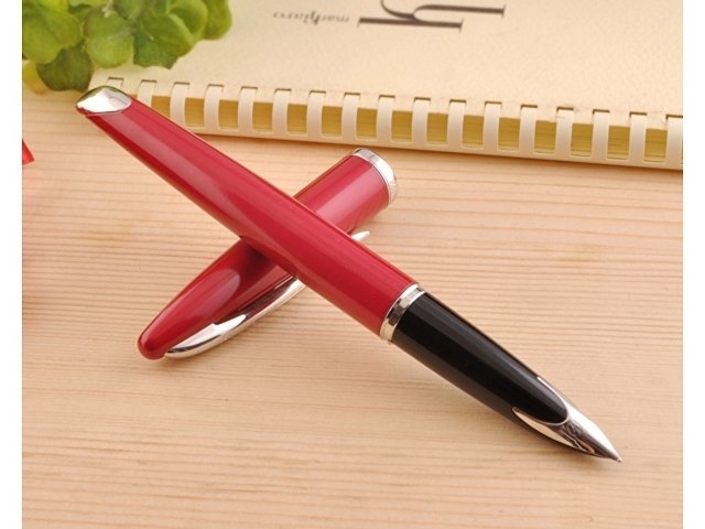 Перьевая ручка Waterman Carene, цвет: Glossy Red Lacquer ST