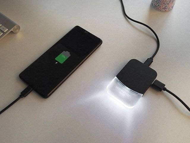 USB хаб «Mini iLO Hub», черный